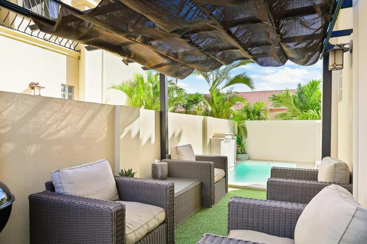 Wonder Apartment In Gold Coast With Private Pool Palm Beach Exterior photo